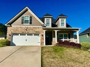 Building Photo - 530 Salterton Way