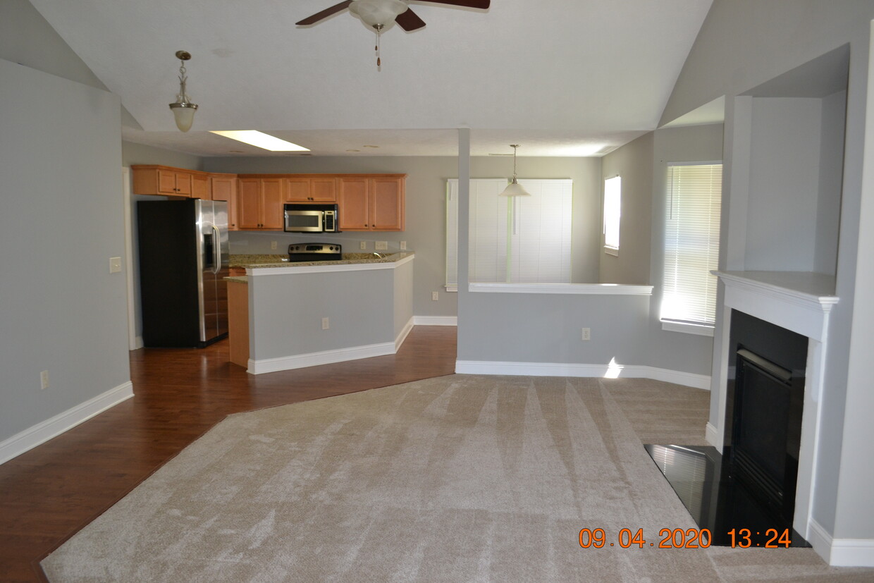 Living room - 3990 Mount Moriah Vlg