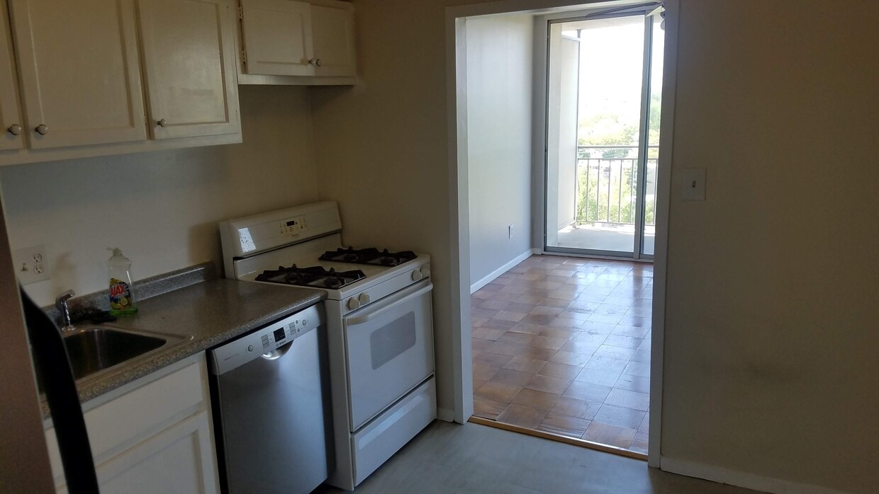 1836 Metzerott Rd Unit 1920, Adelphi, MD 20783 Condo for Rent in