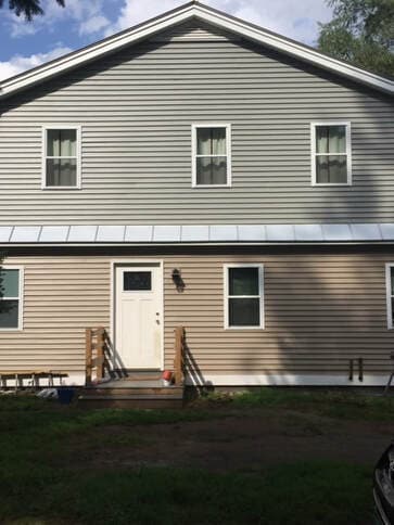 Primary Photo - 251 Pleasant St