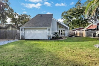 Building Photo - 7575 Tippin Ave
