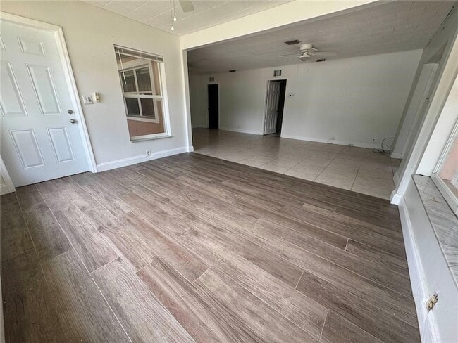 Building Photo - 325 Chesney Blvd
