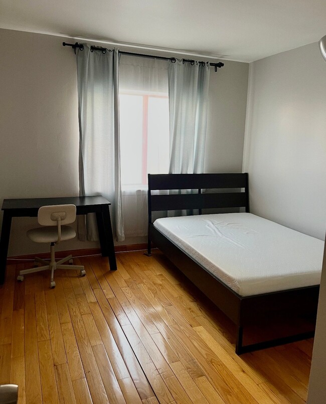 Photo - 157 N 9th St Apartment