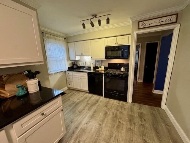 Building Photo - 6735 Dale Ave