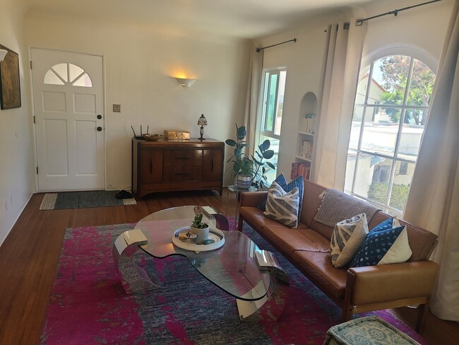 View of front door - 4114 Van Buren Pl
