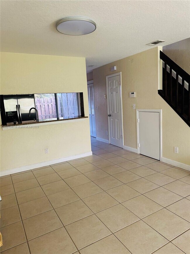 Foto del edificio - 2936 Belmont Ln