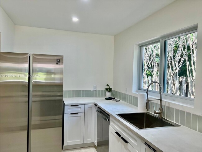 Foto del edificio - 1623 Johnson St