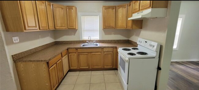 Foto del edificio - 8520 N Brooks St