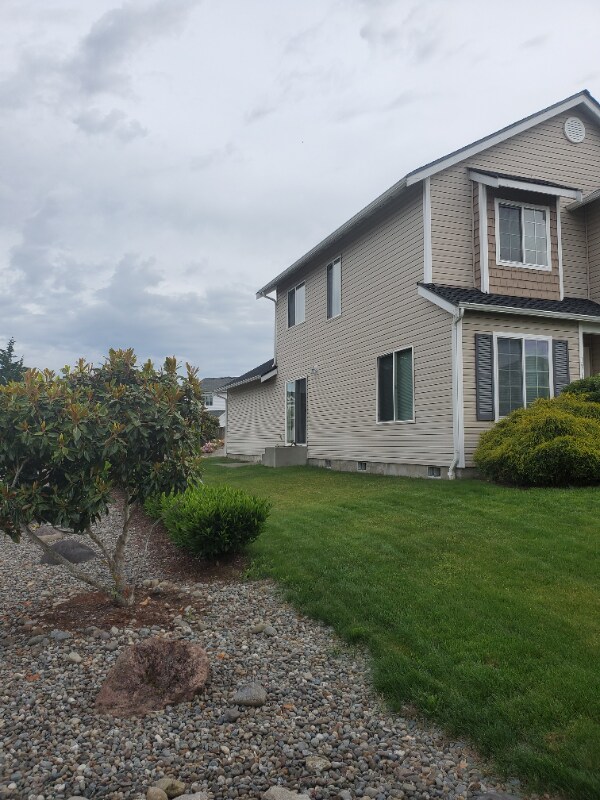 Foto del edificio - 17602 108th St Ct E