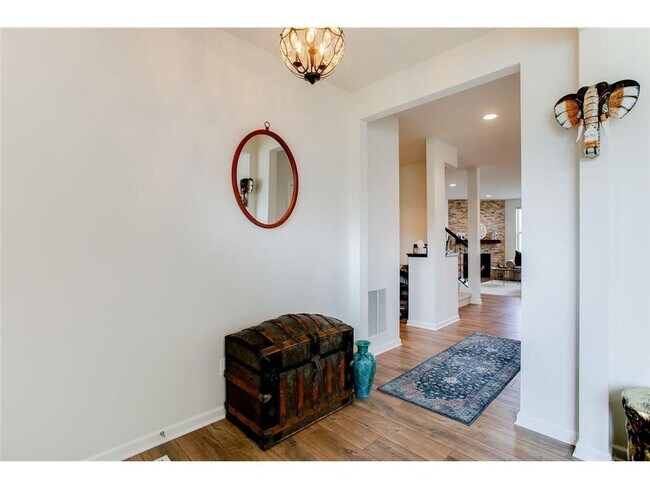 Building Photo - 5050 Sandpebble Ln