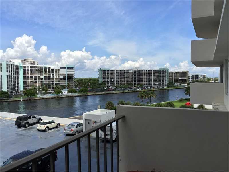 Primary Photo - 3800 S Ocean Dr