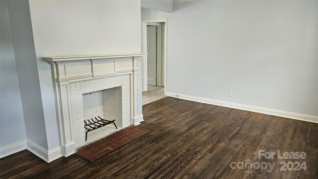 Foto del edificio - 900 Leigh Ave