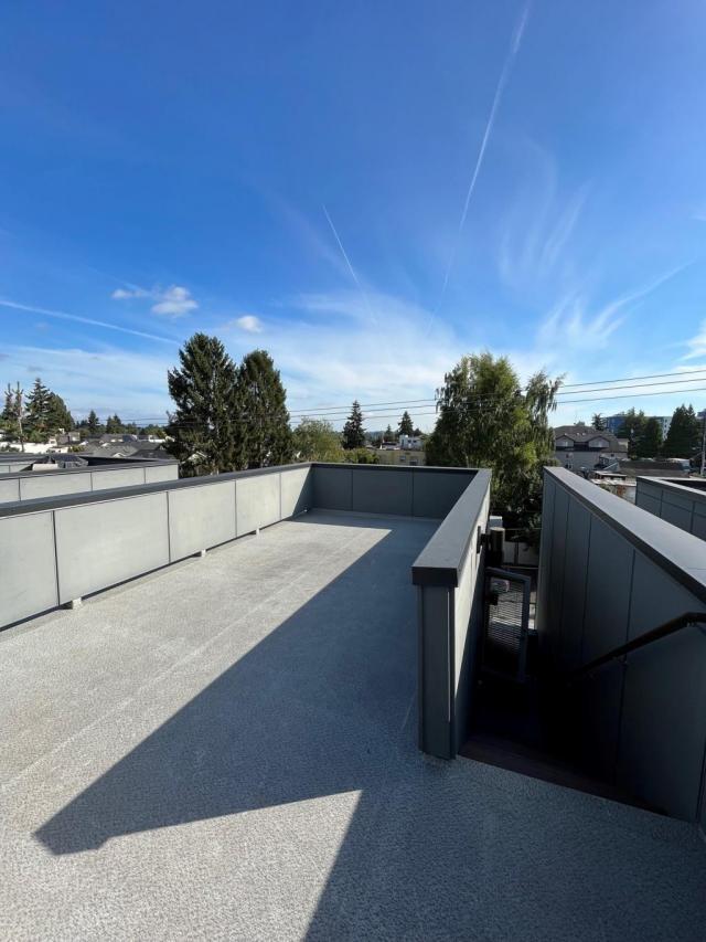 Building Photo - 3 bedroom in Seattle WA 98103