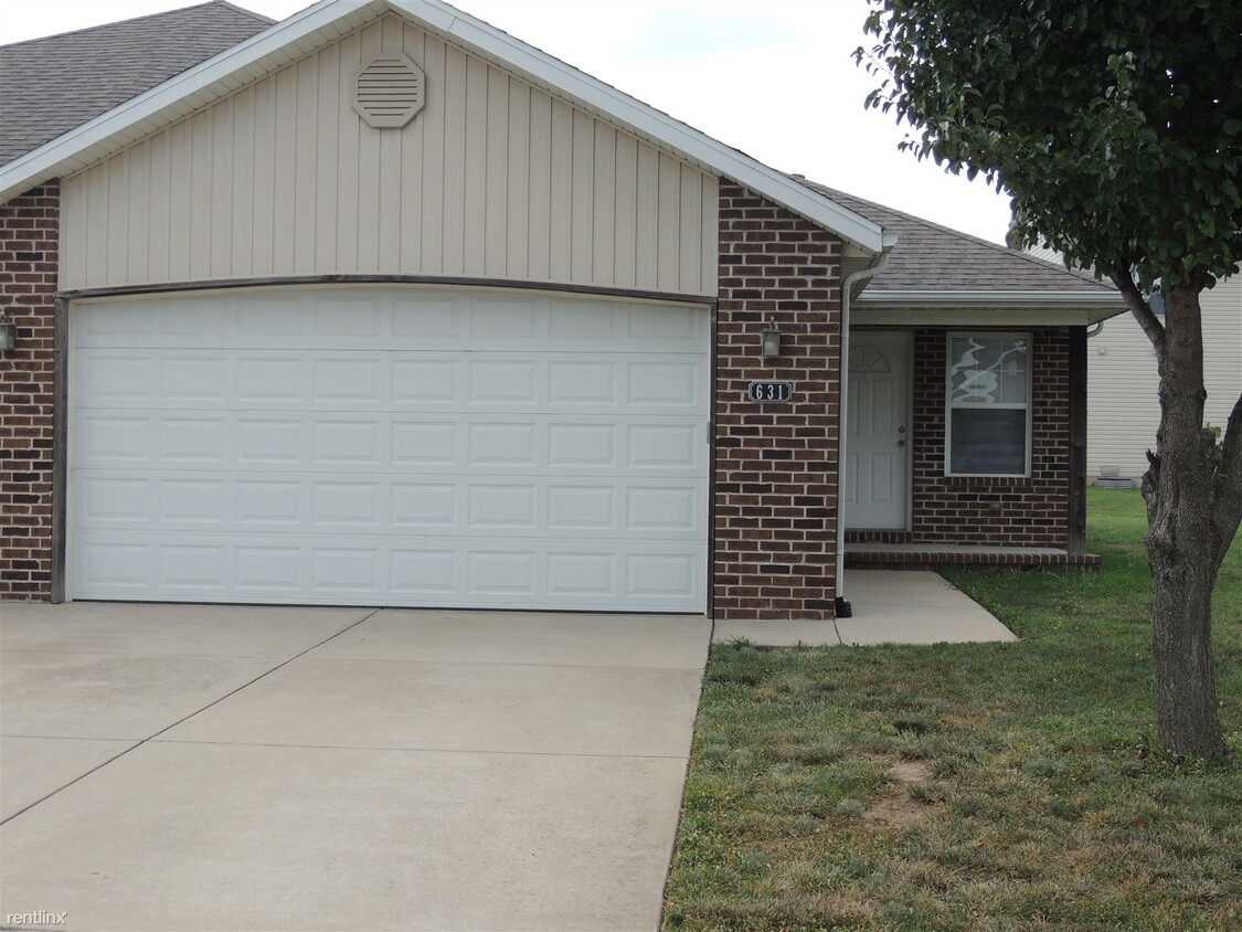 Primary Photo - 3 br, 2 bath Duplex - 631 Rilynn Avenue