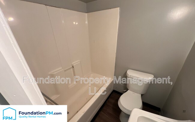 Foto del edificio - 3468 Bowen Ave