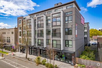 Building Photo - NOVO Seattle