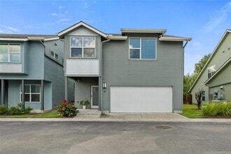 Building Photo - 301 W Stassney Ln