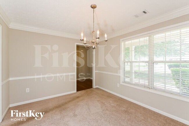 Foto del edificio - 20 Windcrest Keep