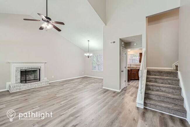 Foto del edificio - 3300 Sorrento Ct