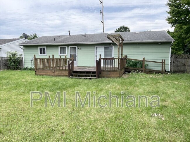 Foto del edificio - 804 E 12th St