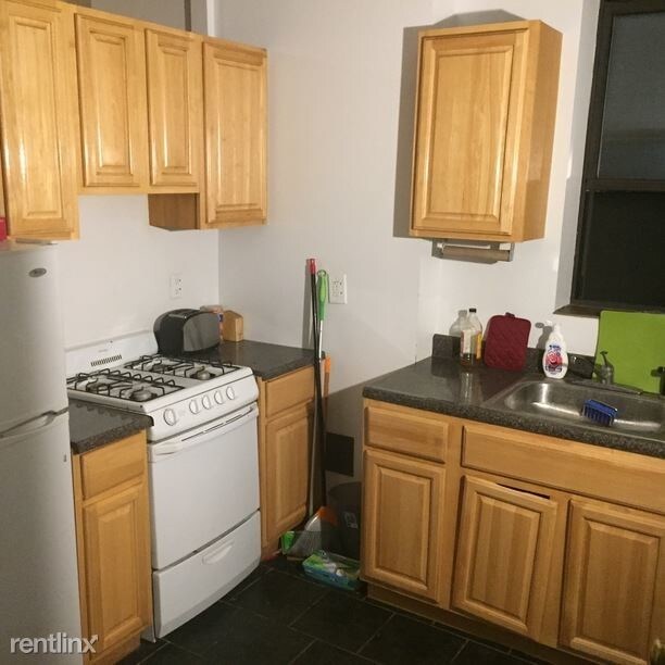 Primary Photo - 1553 Dekalb Ave