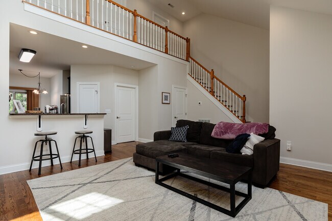 Foto del edificio - 22 Cypress Cir