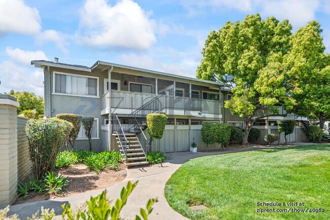 Building Photo - 1231 Juniper Dr