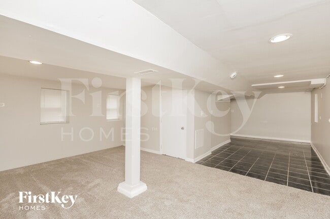 Foto del edificio - 14522 S Short St