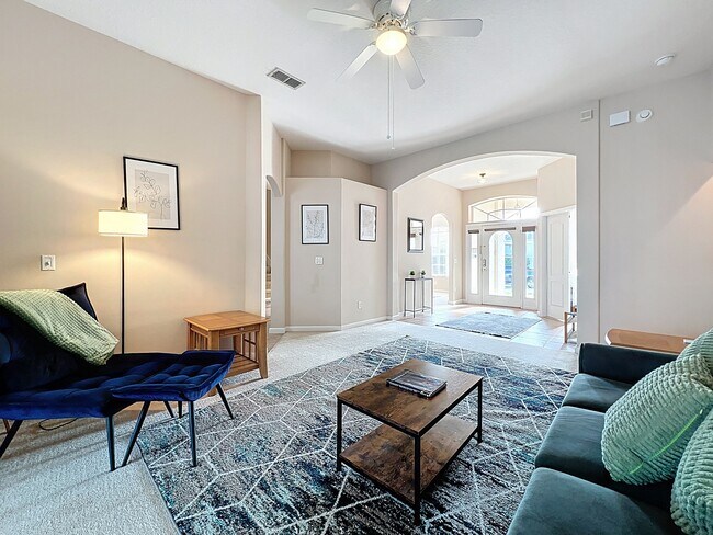 Building Photo - 518 Brighton Dr