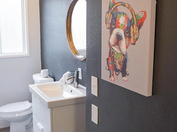 Building Photo - 3358 W Imperial Hwy