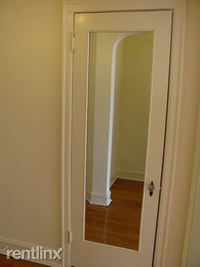 Foto del edificio - 4239 N Hermitage Ave