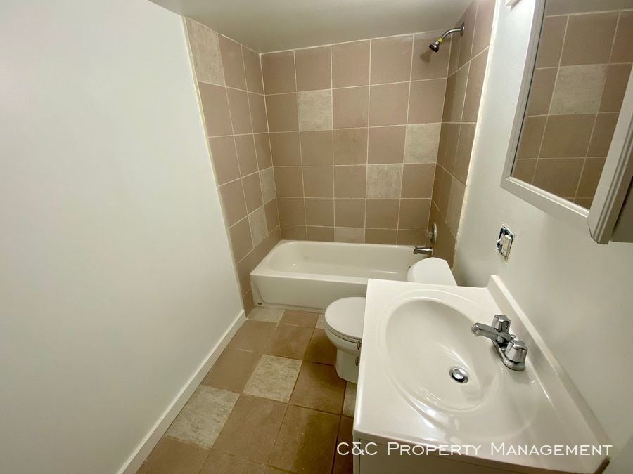 Building Photo - Cozy 1 Bed 1 Bath Unit in Ben Lomond