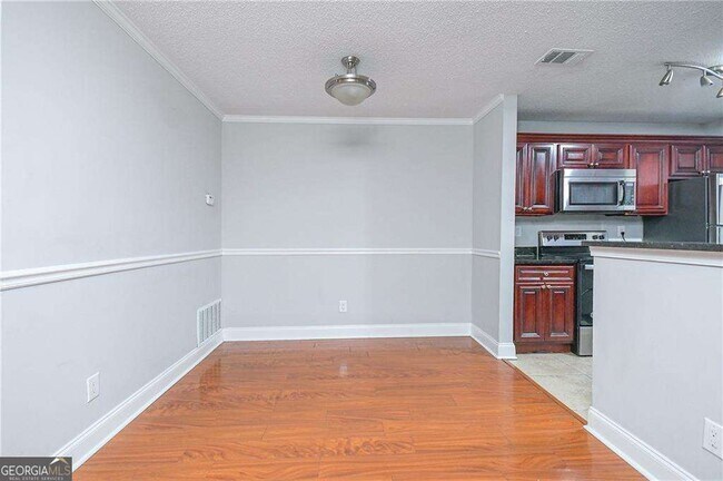 Foto del edificio - 3102 Santa Fe Pkwy