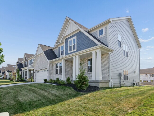 Building Photo - 5195 Brookfield Ln