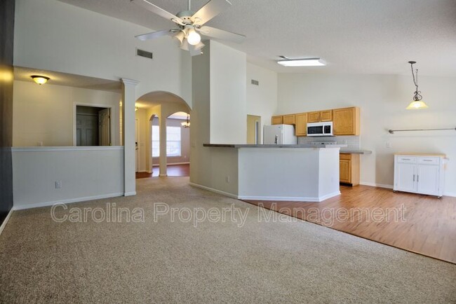 Building Photo - 13343 Arbor Meadows Ct
