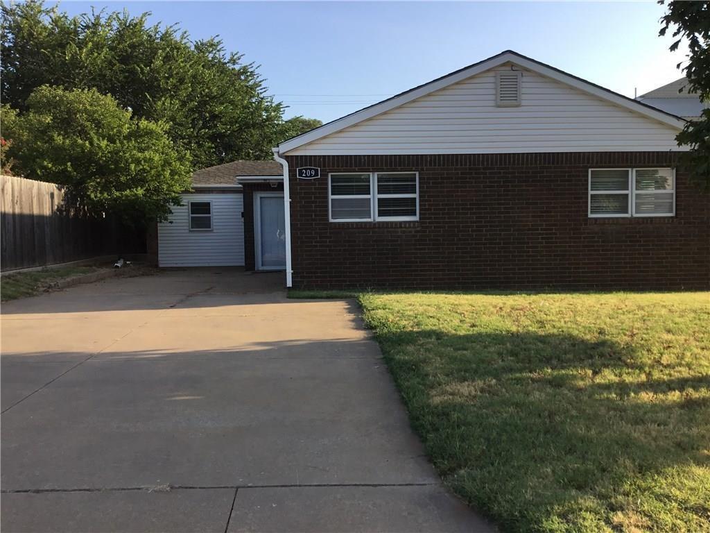 209 E Arapaho Ave, Weatherford, OK 73096 House Rental in Weatherford