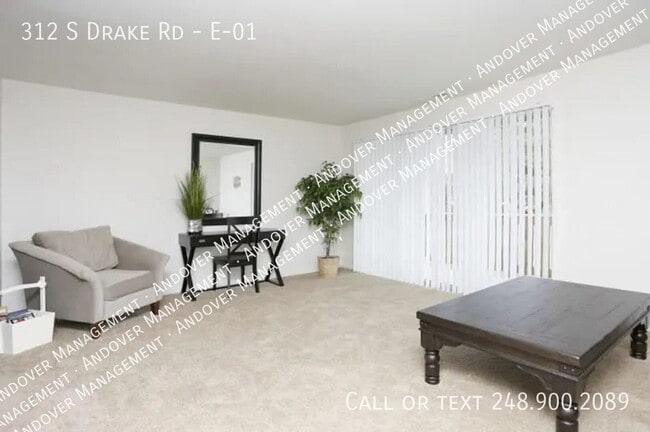 Building Photo - 312 S Drake Rd
