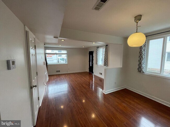 Foto del edificio - 5617 7th Pl S