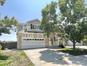 Building Photo - 3739 Range Dr
