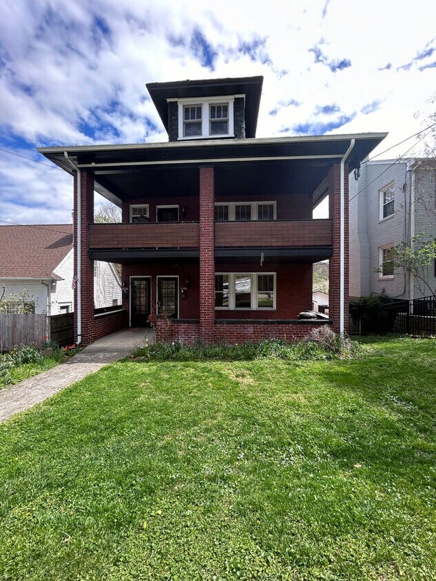 Primary Photo - Wycliffe/2328