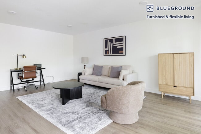 Foto del edificio - 20200 Lucille Ave