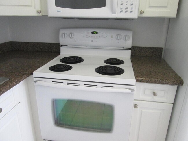 Foto del edificio - 405 N Cypress Dr