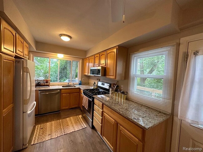 Building Photo - 22734 Chestnut Tree