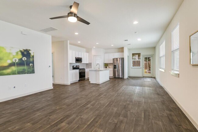 Foto del edificio - 4701 Canongate Dr