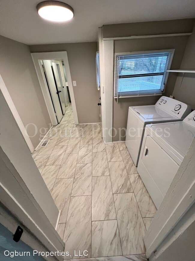 Building Photo - 2 br, 1 bath House - 1100 FRANKLIN STREET