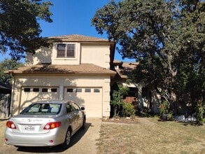 Building Photo - 17915 Summer Knoll