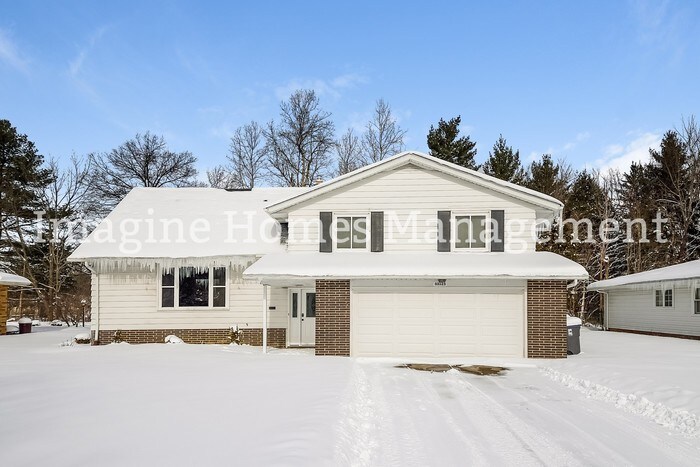 Primary Photo - Newly Remodeled 4 Bedroom 2.5 Bath in Solon