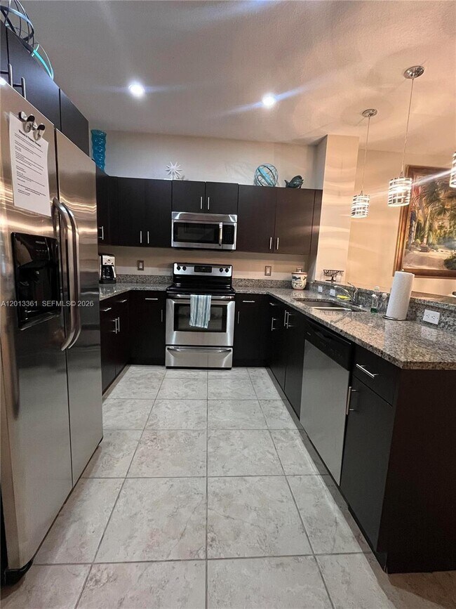 Foto del edificio - 2333 SE 5th St