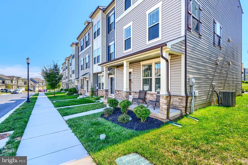 Foto principal - 1324 Ricketts Rd