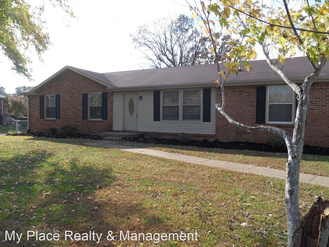 Primary Photo - 3 br, 1.5 bath House - 215 Maplewood Dr
